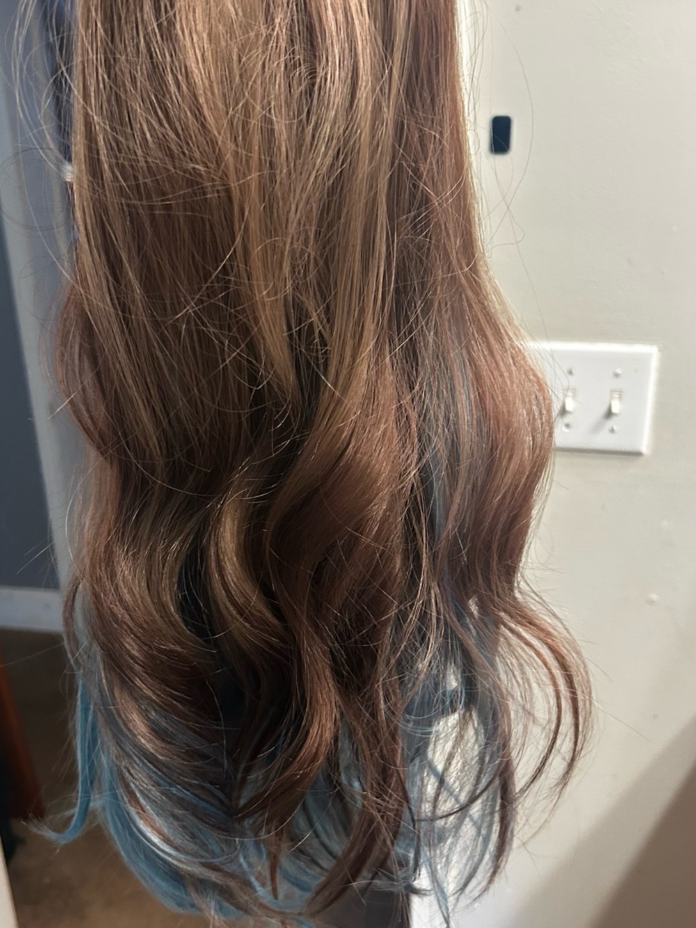 CSC la blu blu brunette. Blue Peekaboo Hair brand new with lace attached - Picture 2 of 5